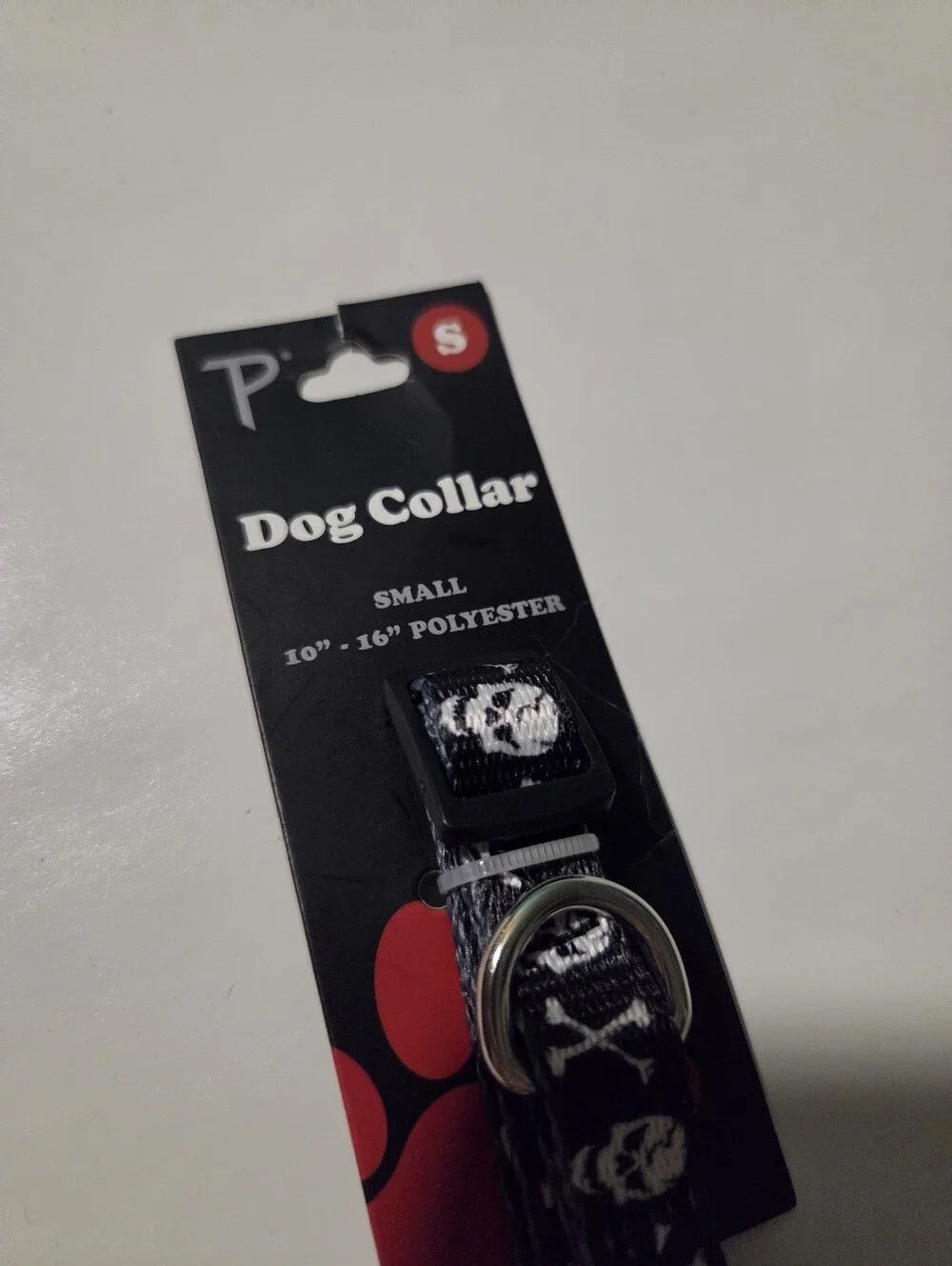 New small skull dog collqr